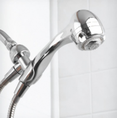 WaterSense certified handheld showerhead that uses less water to lower water and energy bill. Water conserving showerhead with good water pressure